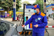 Giá xăng dầu đồng loạt tăng mạnh trước kỳ nghỉ lễ 30/4 và 1/5