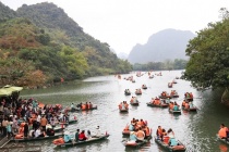 Du lịch Việt Nam đón 12 triệu lượt khách, doanh thu đạt kỷ lục tại nhiều địa phương