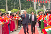 Tổng Bí thư, Chủ tịch nước Tô Lâm gặp gỡ cộng đồng người Việt Nam tại Ấn Độ