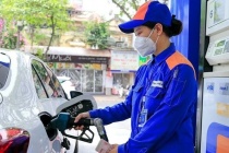 Giá xăng tăng mạnh, dầu diesel giảm về dưới 28.000 đồng/lít