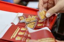 Giá vàng hôm nay 23/5: Giảm nhẹ do đồng USD tăng lên