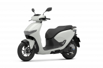 Honda Việt Nam mở bán hai mẫu xe máy điện Honda CUV e: và Honda UC3