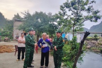 Đồn Biên phòng Ngọc Côn cứu hộ công dân gặp nạn trên sông Quây Sơn