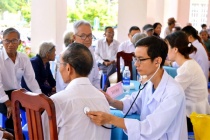 Từ năm 2026, người cao tuổi được khám sức khỏe định kỳ miễn phí ít nhất 1 lần/năm