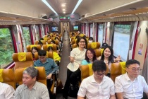Chuyến tàu đầu tiên đưa các bác sỹ Bệnh viện Bạch Mai về cơ sở Ninh Bình làm việc
