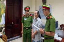 Ông chủ cửa hàng nổi tiếng giữa trung tâm Cần Thơ bị khởi tố