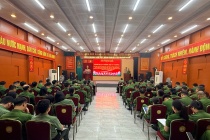 Công an phường Tây Hồ sinh hoạt chính trị với chủ đề “Phát huy bản lĩnh, trí tuệ và trách nhiệm của lực lượng CAND trong kỷ nguyên mới”