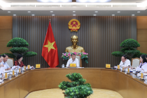 Không để cơ sở y tế thiếu trang thiết bị, người dân thiếu thuốc vì vướng cơ chế