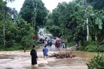 Thanh Hóa: Mưa lớn kéo dài nhiều xã miền núi bị ngập lụt, cô lập