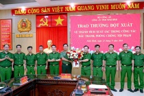 Trao thưởng đột xuất cho lực lượng triệt phá chuyên án ma túy