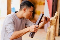 Nghệ nhân quốc gia Trần Văn Phú: Hơn 20 năm giữ nghề điêu khắc gỗ và truyền lửa cho thế hệ trẻ