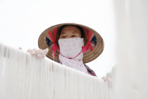 Từ nguy cơ mai một, làng nghề truyền thống mì gạo Hùng Lô tìm đường ra thị trường quốc tế