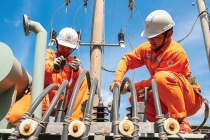 Khẩn trương xem xét giảm giá điện từ 1/11, đưa thuế tiêu thụ đặc biệt xăng về 0%
