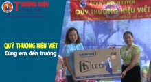 Quỹ Thương hiệu Việt tổ chức chương trình 'Cùng em đến trường'