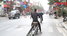Hà Nội: Nguy hại từ những chiếc xe tự chế để vận chuyển hàng hóa