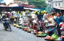 Hà Nội đặt mục tiêu xóa bỏ “chợ cóc” và điểm kinh doanh tự phát theo lộ trình cụ thể