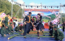 Rộn ràng Ngày hội Văn hóa các dân tộc vùng biên Sam Mứn, Điện Biên