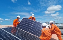 Bộ Công Thương đề xuất nới tỷ lệ bán điện mặt trời mái nhà đến năm 2030