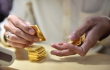 Phạt nặng và tịch thu tài sản với những trường hợp mua bán “trao tay” ngoại tệ, vàng không phép