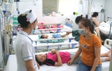Bộ Y tế cảnh báo khẩn về bệnh sốt xuất huyết, tay chân miệng