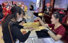 Giá vàng và ngoại tệ ngày 30/1: Vàng giảm mạnh, SJC xuống 180 triệu đồng/lượng