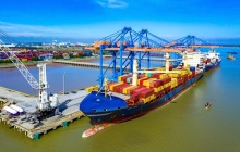 Miễn nhiều lệ phí vận tải để tiếp sức doanh nghiệp