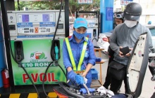 Đề xuất giảm trừ thuế TNCN và duy trì thuế xăng dầu 0% đến tháng 6/2026