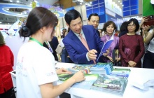 Hơn 90.000 lượt khách đến trải nghiệm và mua sắm tại VITM 2026, doanh thu đạt 195 tỷ đồng