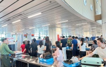 Sân bay Tân Sơn Nhất dự kiến đón 125.000 khách/ngày dịp lễ 30/4