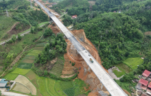 Thi công xuyên lễ tại công trường cao tốc Hữu Nghị - Chi Lăng