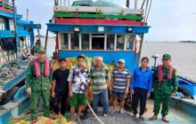 Hải đoàn Biên phòng 38 bắt giữ 2 phương tiện vận chuyển trái phép khoảng 15.000 lít dầu DO