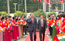 Tổng Bí thư, Chủ tịch nước Tô Lâm gặp gỡ cộng đồng người Việt Nam tại Ấn Độ