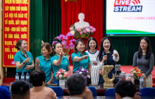 Khi nghệ nhân học livestream và làm chủ công nghệ AI