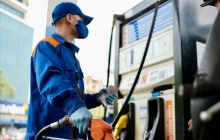 Xăng E5 RON92 giảm hơn 1.000 đồng/lít từ 16h chiều nay