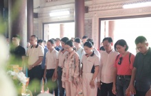 Tạp chí điện tử Thương hiệu và Pháp luật dâng hương tại Nghĩa trang liệt sĩ Việt - Lào, Truông Bồn