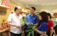 Sức sống hàng Việt số 10: Đưa tinh hoa đặc sản xứ Lạng về giữa lòng Hà Nội