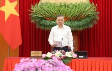 Xây dựng Điều lệ Đảng thật khoa học, dễ thực hiện và có sức sống lâu dài