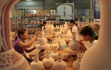 Thủ công mỹ nghệ Việt: Thoát khỏi quan niệm 'đồ lưu niệm' để hướng đến ngành công nghiệp sáng tạo
