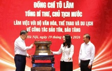 Bộ VHTTDL trao tặng bản phục dựng Trống đồng Đông Sơn độc bản tới Tổng Bí thư, Chủ tịch nước Tô Lâm