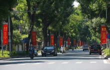 Hà Nội rực rỡ sắc đỏ chào mừng 72 năm Ngày Giải phóng Thủ Đô 10/10