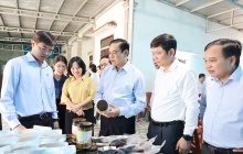 Hỗ trợ làng nghề xây dựng thương hiệu, mở rộng thị trường tiêu thụ