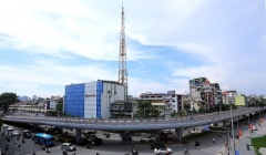 Hà Nội: Cấm xe rẽ trái từ phố Chùa Bộc vào Học viện Ngân hàng