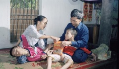 Chung tay hành động vì nạn nhân chất độc da cam Việt Nam