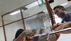 Những 'tờ xanh' kẹp trong hồ sơ ở Hải quan Hà Nội