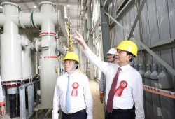 Đại tướng Phan Văn Giang dự Lễ ra mắt sản phẩm nhôm thỏi đầu tiên của Việt Nam