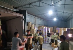 Hà Nội: Thu giữ hàng nghìn chai sữa không rõ nguồn gốc tại xã La Phù