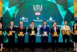 Tập đoàn Đất Xanh tiếp tục được vinh danh “Nhà phát triển bất động sản tiêu biểu”