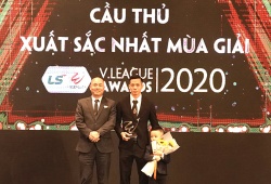 Văn Quyết giành danh hiệu VĐV tiêu biểu năm 2020