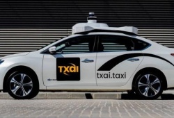 UAE ra mắt chiếc taxi hoàn toàn tự lái đầu tiên