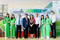 Vietcombank Bắc Giang đẩy mạnh thi đua học tập và làm theo tư tưởng, đạo đức, phong cách Hồ Chí Minh